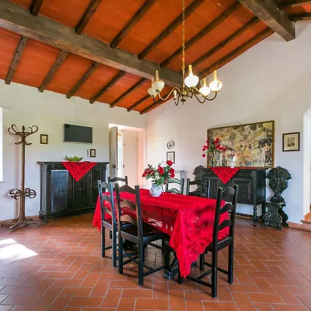 Apartment Fattoria Petraglia - Padronale By Interhome